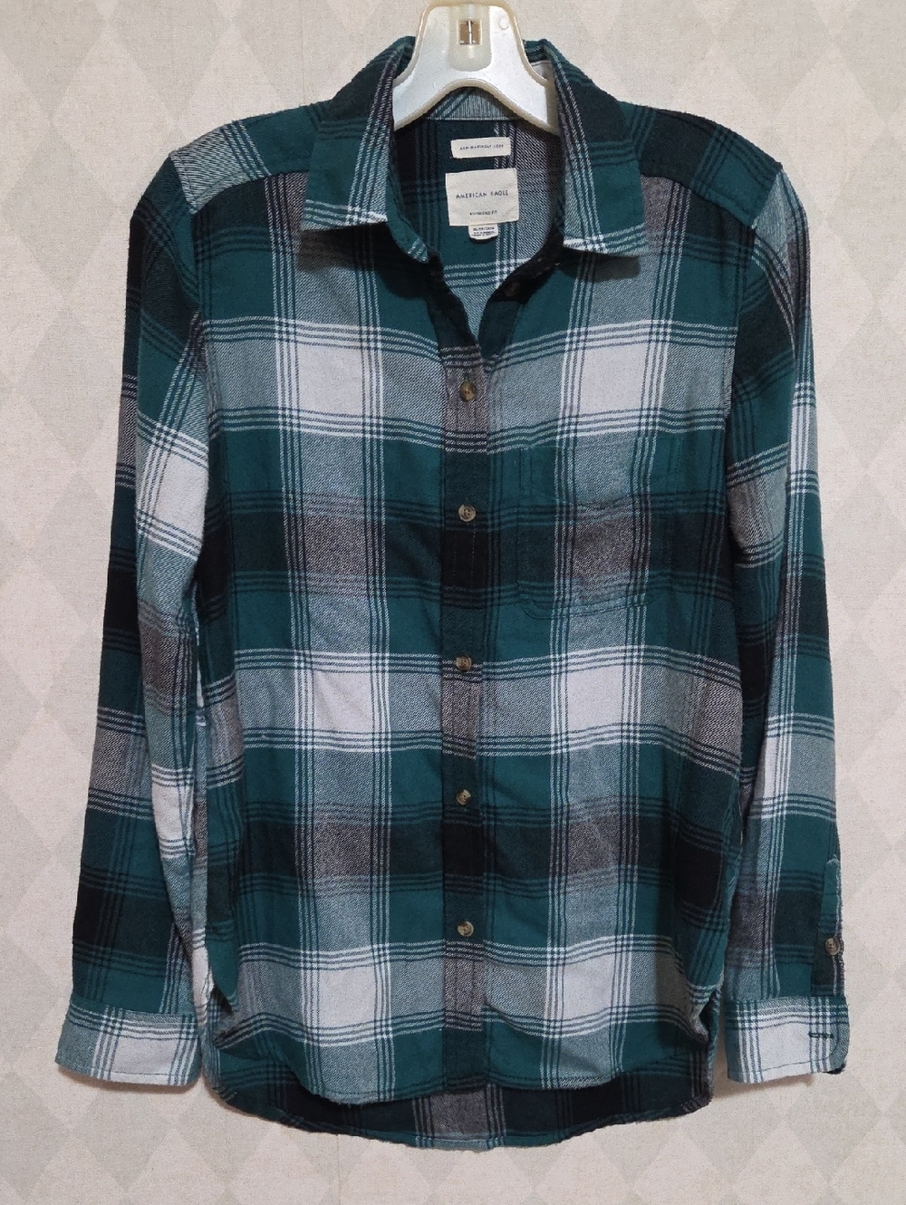 American Eagle Outfitters Green and White Plaid Button-Down Shirt